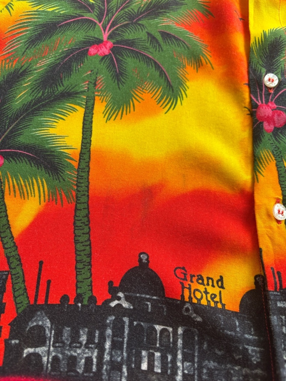 MSGM Red and Yellow Tropical Palm Print Button-Down Shirt - Picture 6 of 9